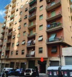 locale commerciale in vendita a Genova