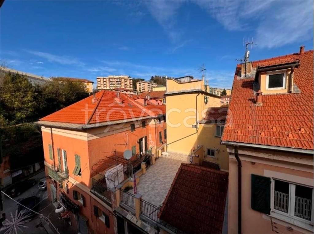 appartamento in vendita a Genova in zona Pontedecimo