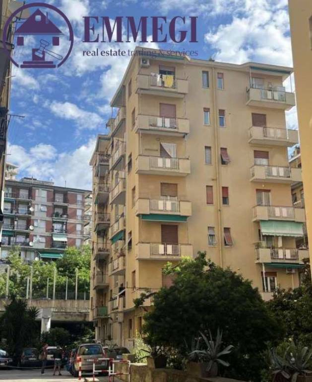 appartamento in vendita a Genova in zona Palmaro / Pra'