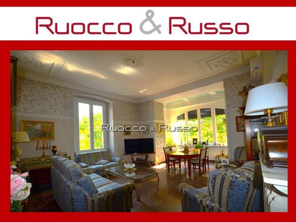 appartamento in vendita a Genova in zona Foce