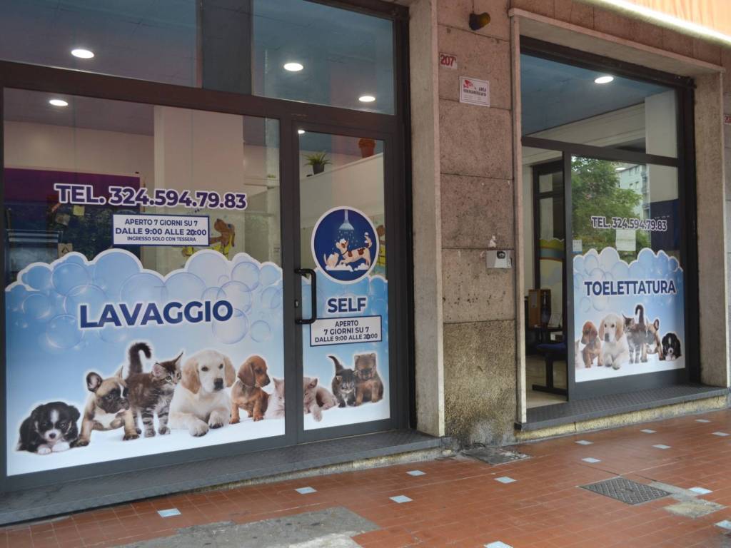 negozio in vendita a Genova in zona Quezzi