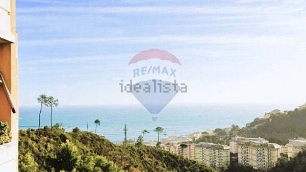 appartamento in vendita a Genova in zona Pegli