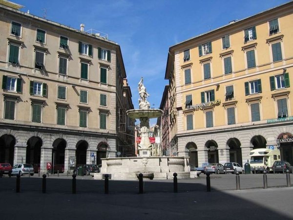 appartamento in vendita a Genova in zona Portoria / Piccapietra