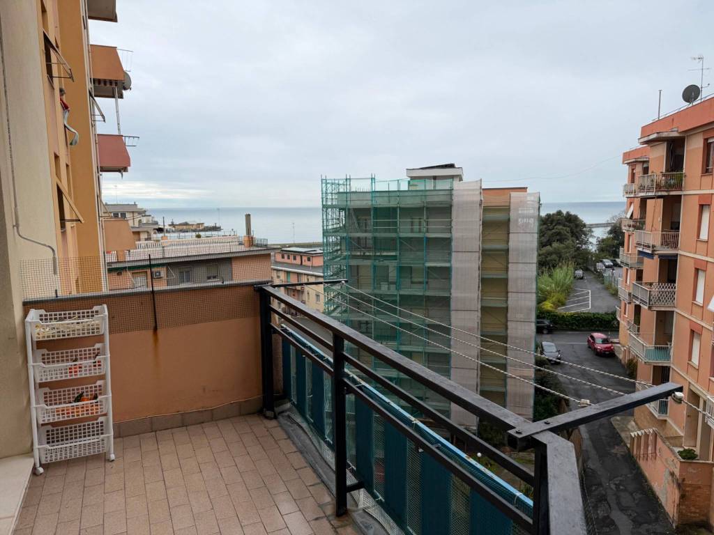 appartamento in vendita a Genova in zona Multedo