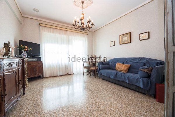 appartamento in vendita a Genova in zona Marassi