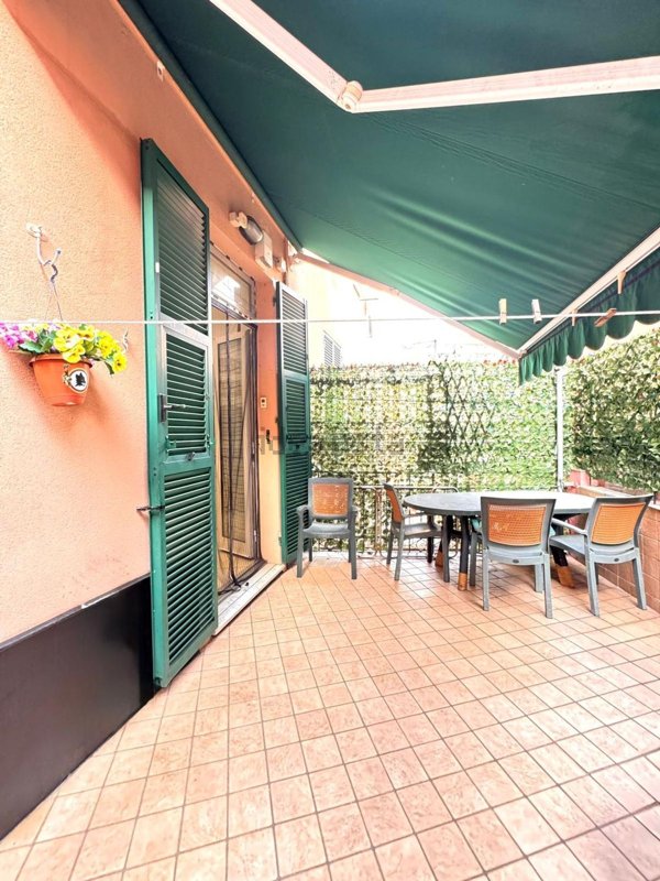 appartamento in vendita a Genova in zona Certosa