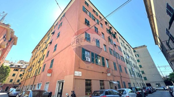 appartamento in vendita a Genova in zona Certosa