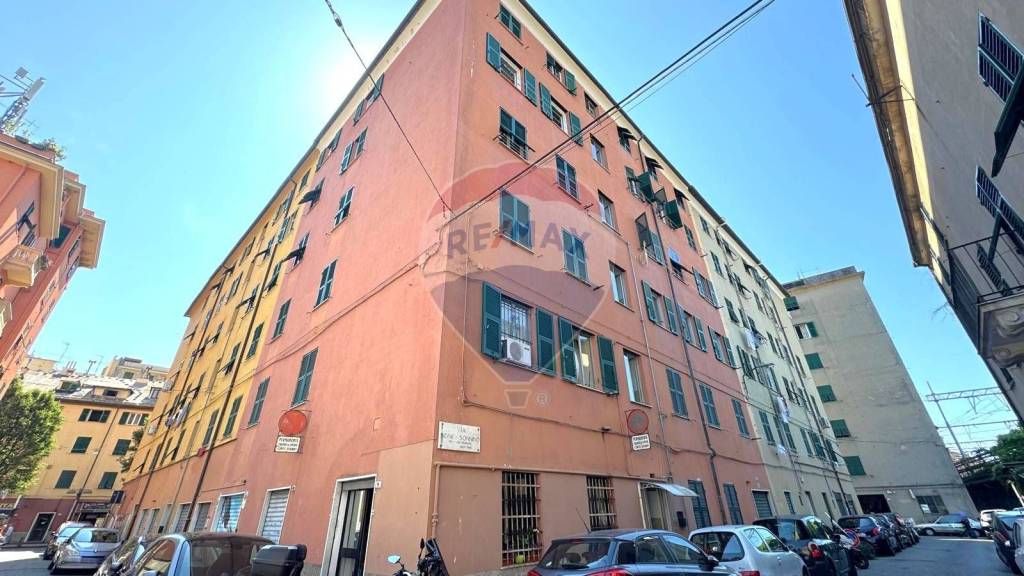 appartamento in vendita a Genova in zona Certosa
