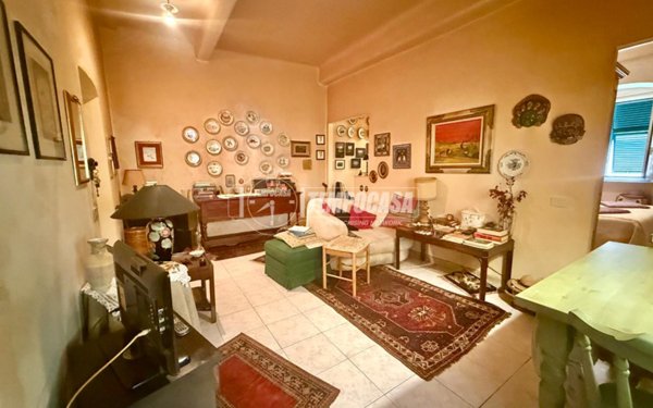 appartamento in vendita a Genova in zona Sestri Ponente