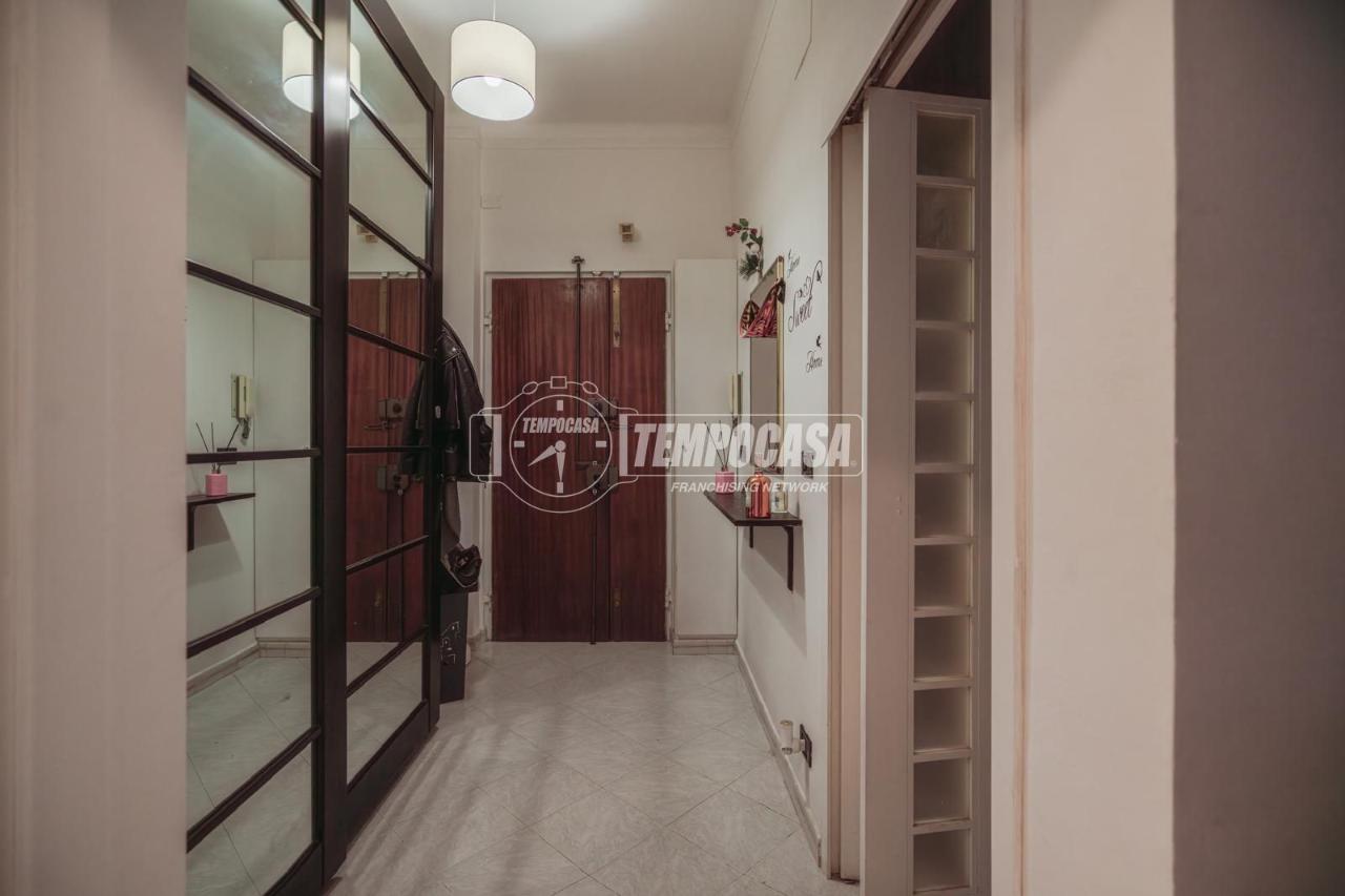 appartamento in vendita a Genova in zona Marassi