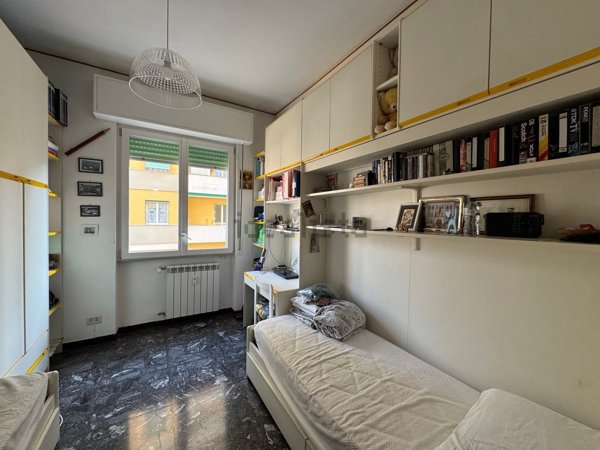 appartamento in vendita a Genova in zona Quezzi