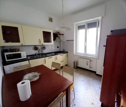 appartamento in vendita a Genova in zona Rivarolo