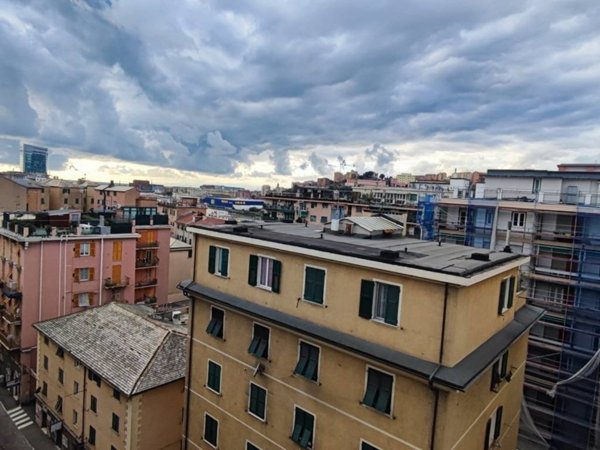 appartamento in vendita a Genova in zona Sampierdarena