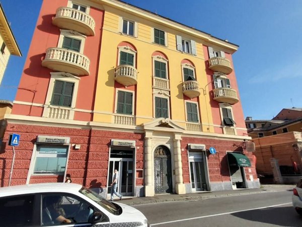 negozio in vendita a Genova in zona Voltri
