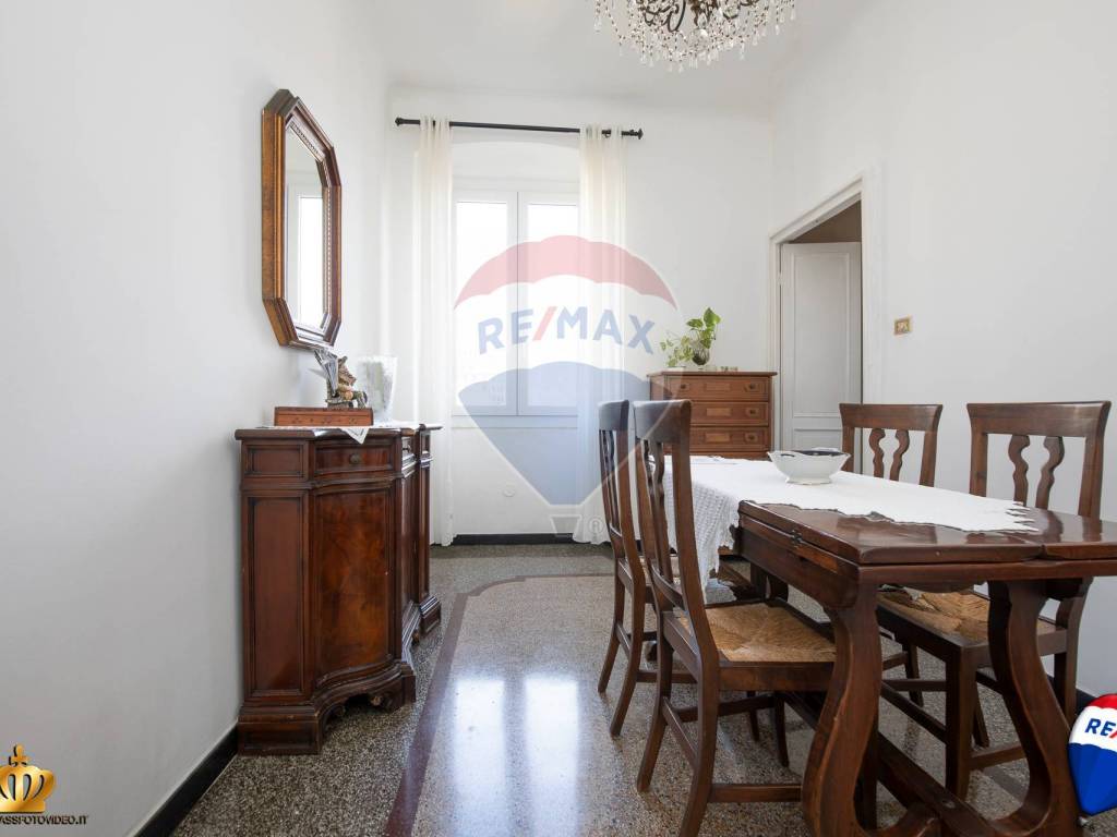 appartamento in vendita a Genova in zona Lagaccio / Granarolo