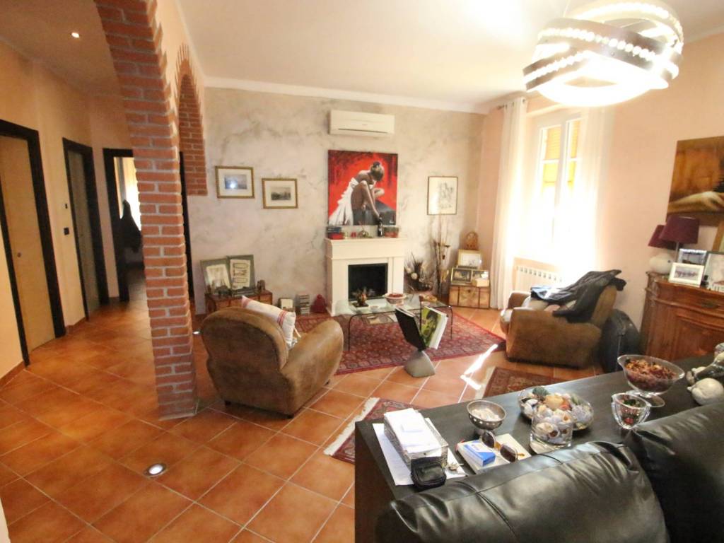 appartamento in vendita a Genova in zona Crevari