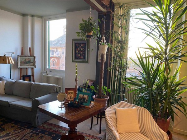 appartamento in vendita a Genova in zona Sottoripa / Maddalena / Molo