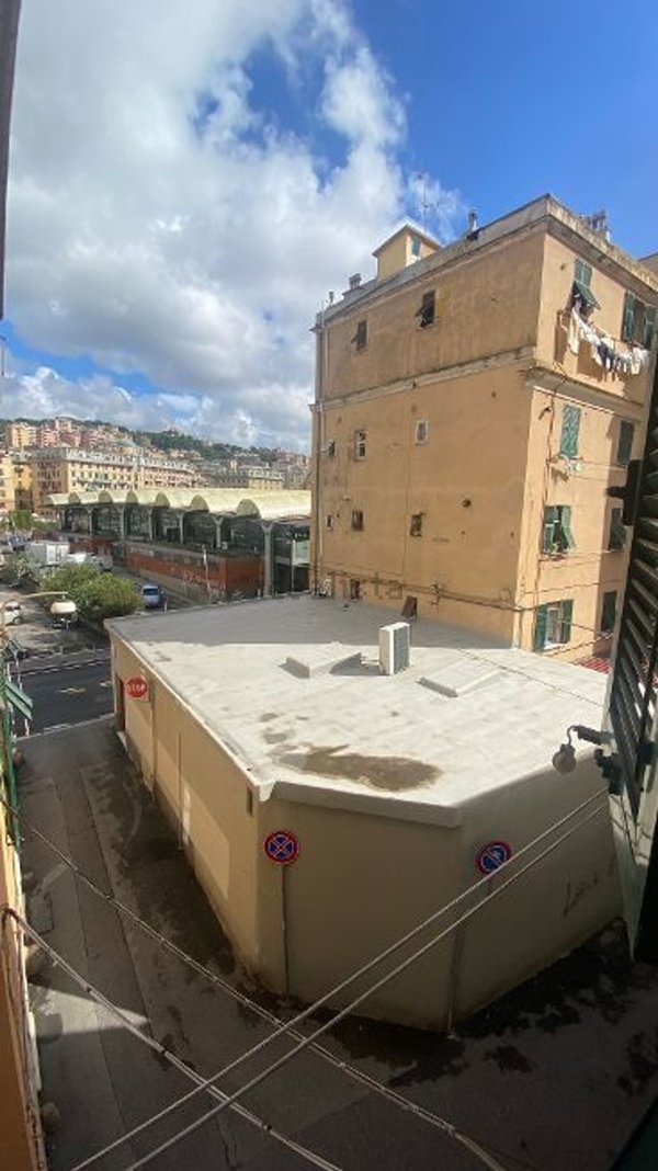 appartamento in vendita a Genova in zona Marassi