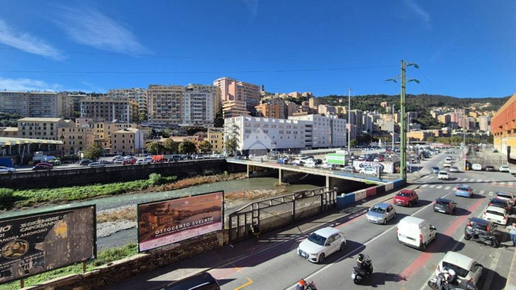 appartamento in vendita a Genova in zona Marassi