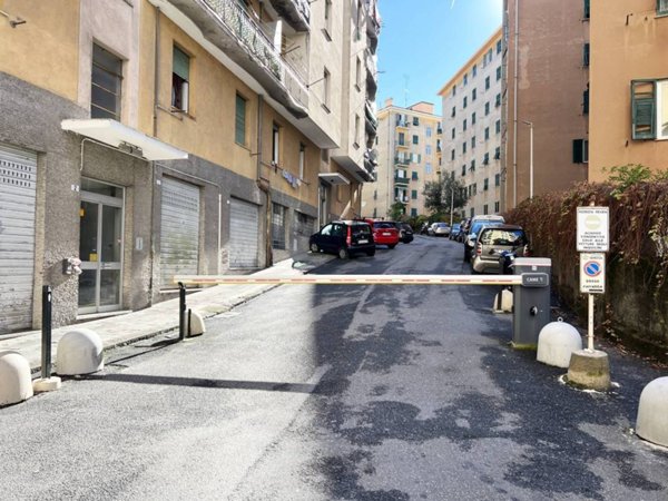 appartamento in vendita a Genova in zona Cornigliano