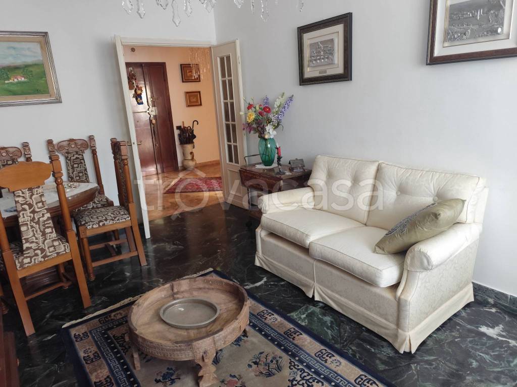 appartamento in vendita a Genova in zona Quezzi