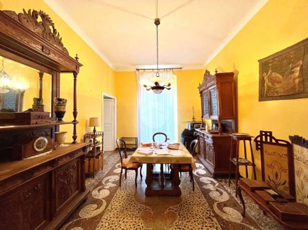 appartamento in vendita a Genova in zona Castelletto