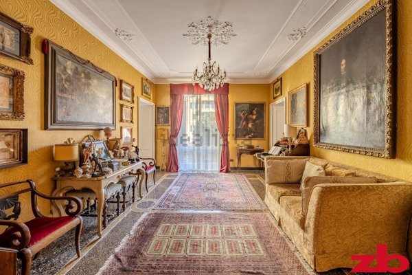 appartamento in vendita a Genova in zona Centro Storico