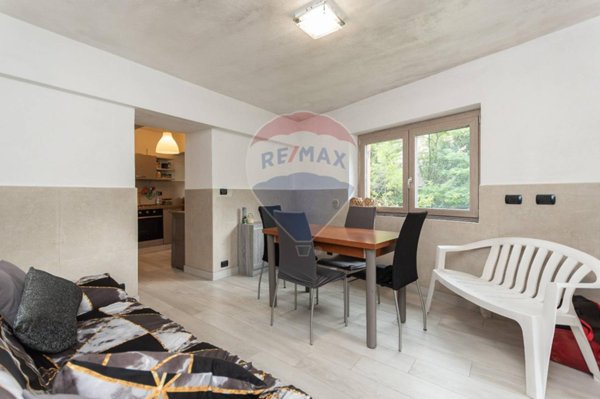 appartamento in vendita a Genova in zona Acquasanta