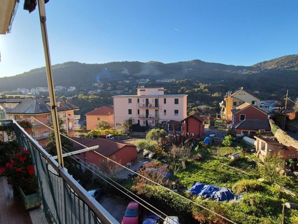 appartamento in vendita a Genova in zona Molassana