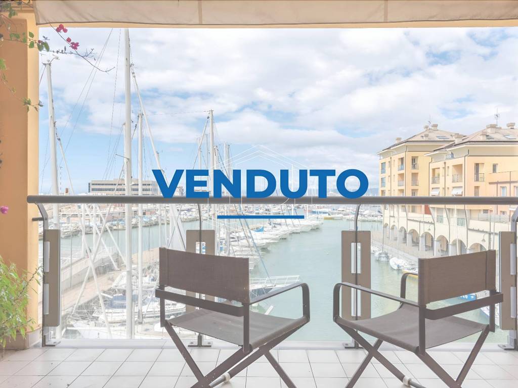 appartamento in vendita a Genova in zona Sestri Ponente