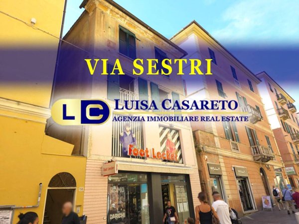appartamento in vendita a Genova in zona Sestri Ponente