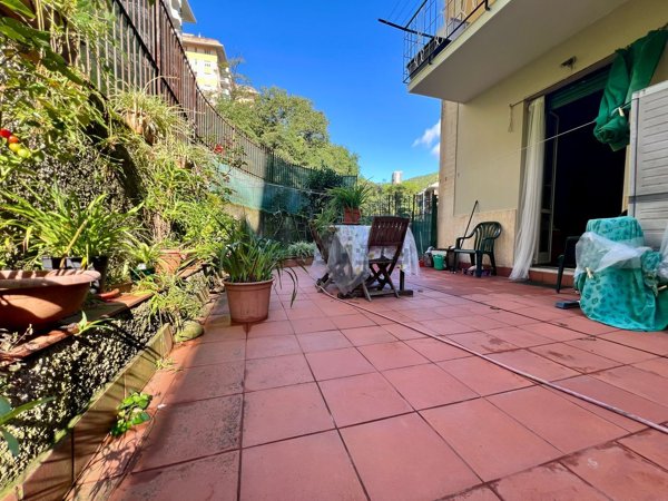 appartamento in vendita a Genova in zona Pegli