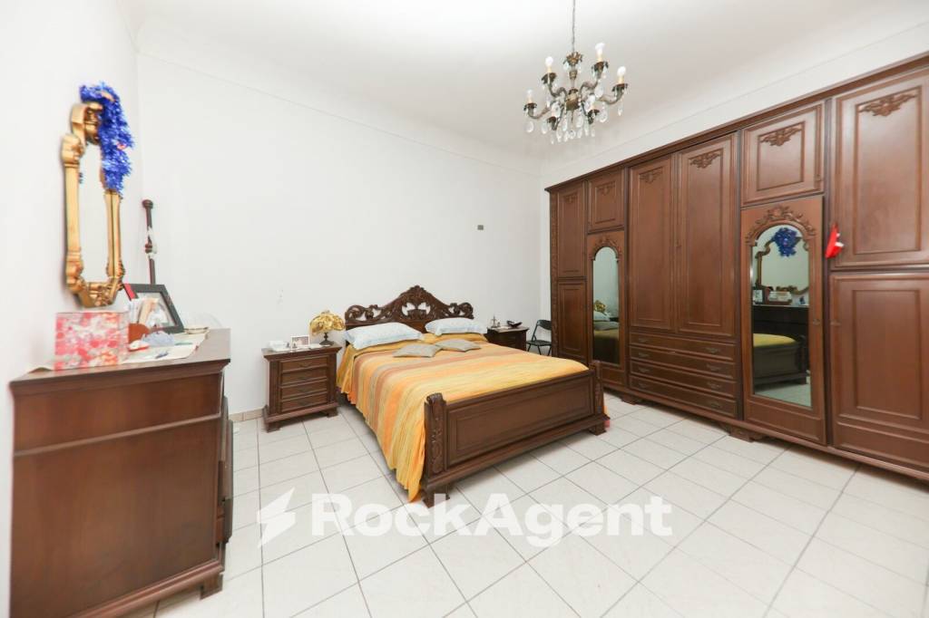 appartamento in vendita a Genova in zona DiNegro