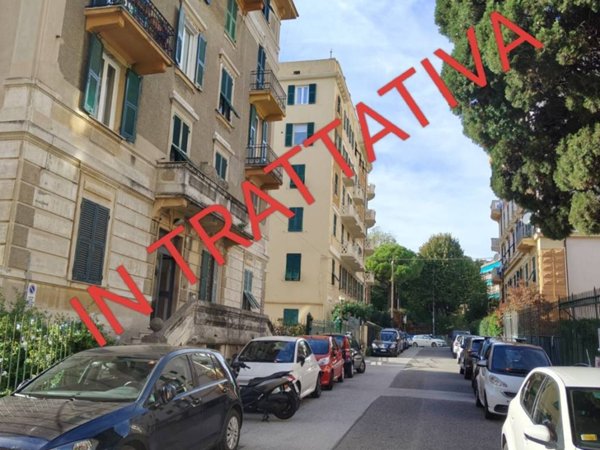 appartamento in vendita a Genova in zona Sturla