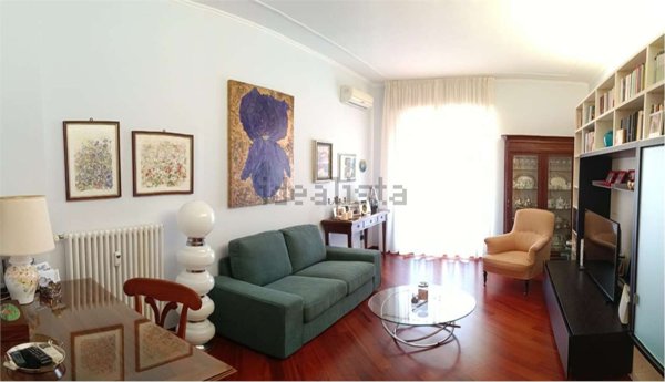 appartamento in vendita a Genova in zona Sestri Ponente