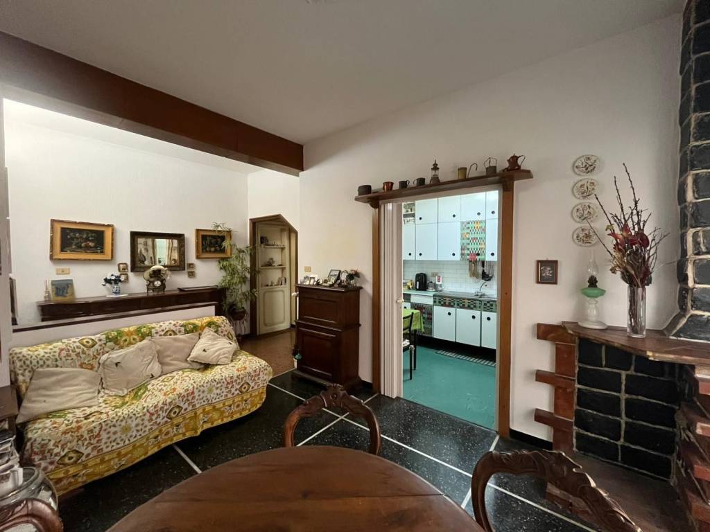 appartamento in vendita a Genova in zona Sampierdarena