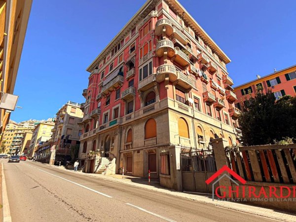 appartamento in vendita a Genova in zona Pegli