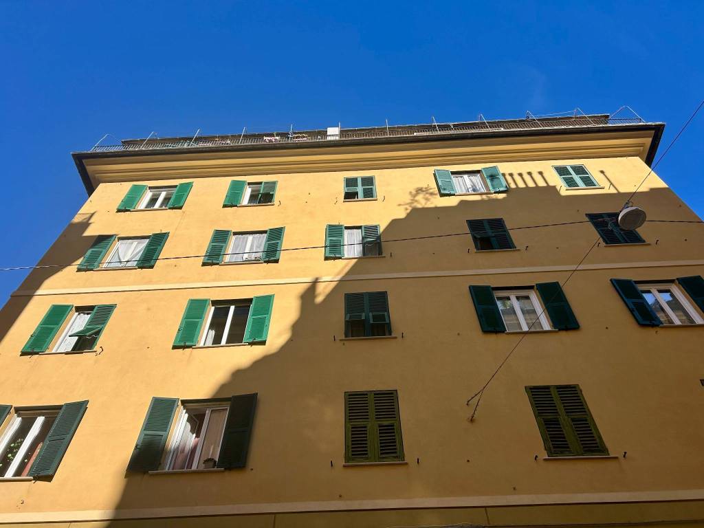 appartamento in vendita a Genova in zona Foce