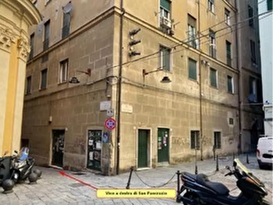 locale di sgombero in vendita a Genova