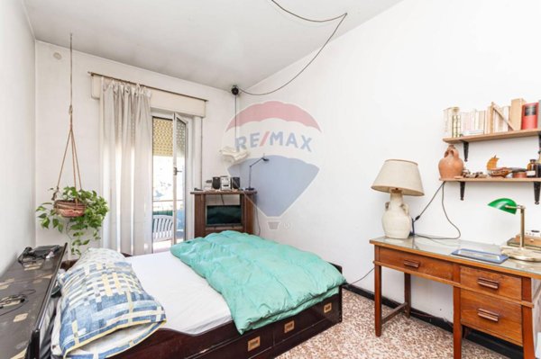 appartamento in vendita a Genova in zona San Gottardo/Sant'Eusebio