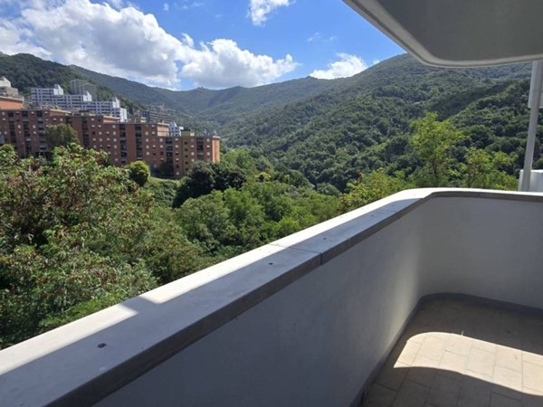 appartamento in vendita a Genova in zona Bolzaneto