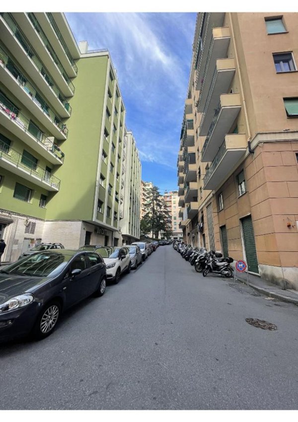 appartamento in vendita a Genova in zona Sampierdarena
