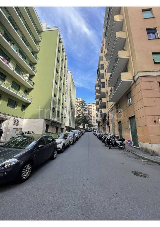 appartamento in vendita a Genova in zona Sampierdarena