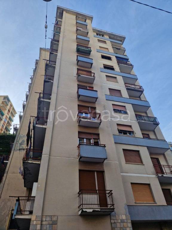 appartamento in vendita a Genova in zona Quezzi