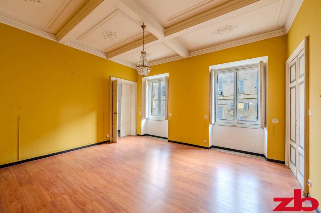 appartamento in vendita a Genova in zona Castelletto