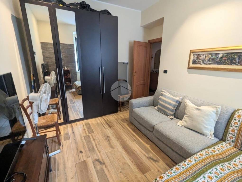 appartamento in vendita a Genova in zona Certosa