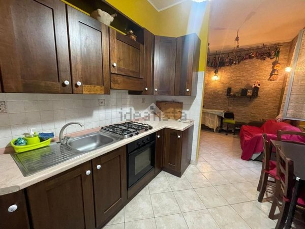 appartamento in vendita a Genova in zona Sestri Ponente