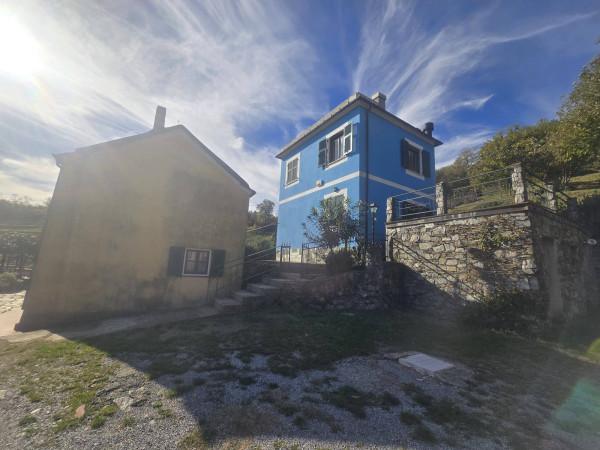 casa indipendente in vendita a Genova in zona Crevari