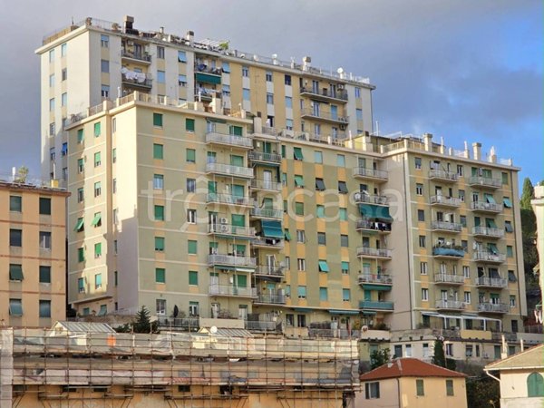 appartamento in vendita a Genova in zona Staglieno
