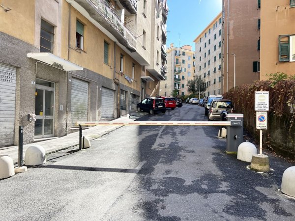 appartamento in vendita a Genova in zona Sampierdarena